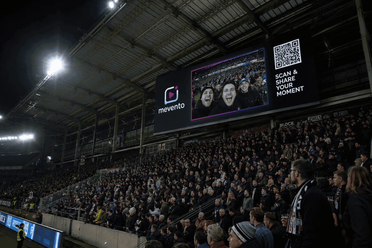 mevento Selfie auf der Stadion-Videowall vor tausenden Zuschauern